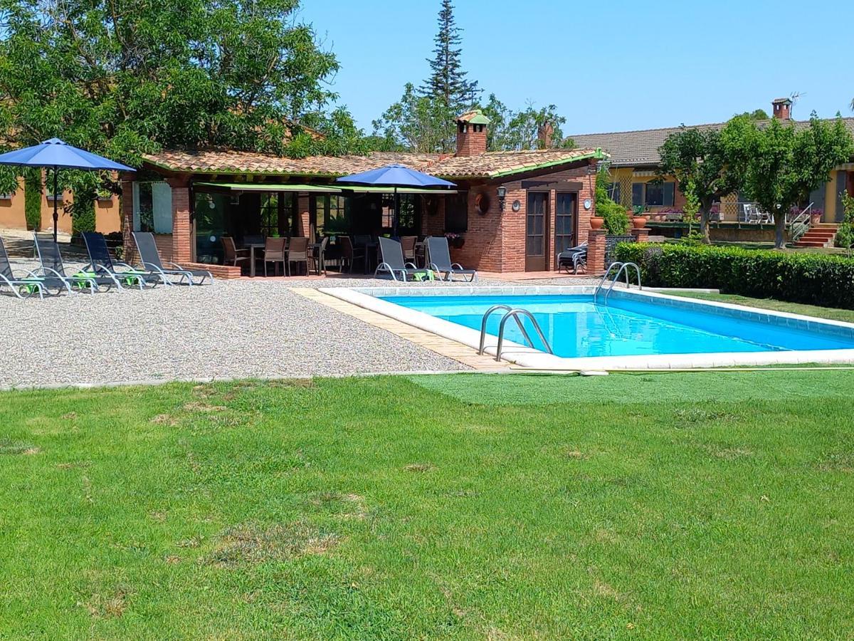 Villa El Mirador y El Nogal Capellades Exterior foto